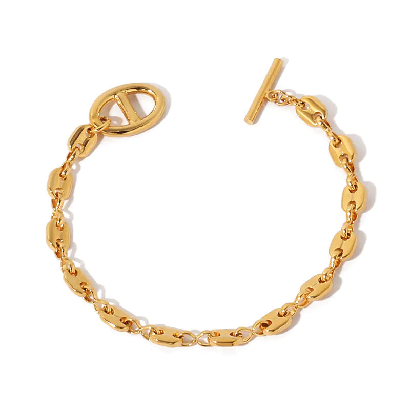 Pig Nose Chain Hollow Bracelet for Women - Trendy Style